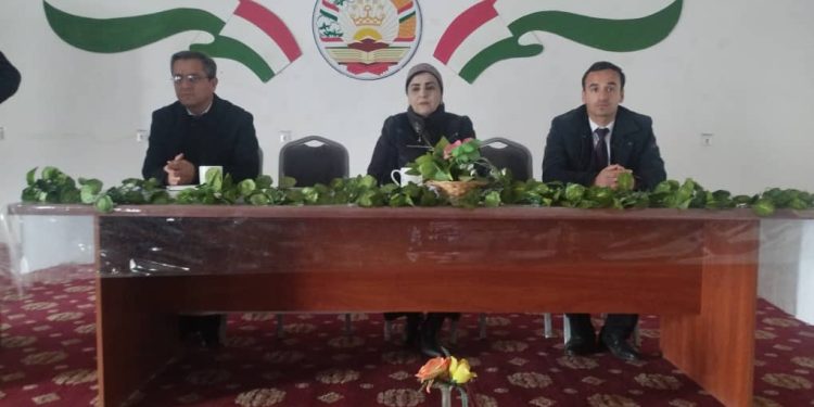 Сокинони ноҳияи Фархор нуктаҳои Паёми Президенти Тоҷикистон ба Маҷлиси Олиро сармашқи фаъолият қарор медиҳанд