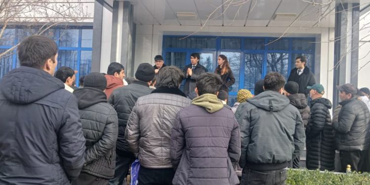 Идомаи корҳои фаҳмондадиҳӣ бо шаҳрвандони ҷумҳурӣ