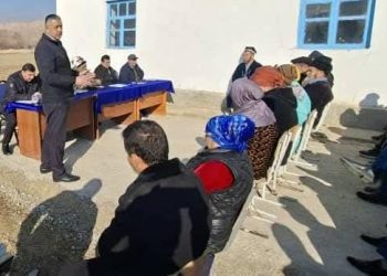 Встреча рабочей группы с жителями села Рудаки Қубодиёнского района