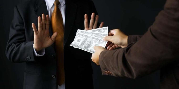 В борьбе с коррупцией вклад общественности может быть очень ценным