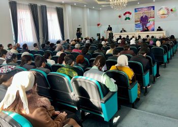 Состоялась плодотворная встреча с родителями и учениками Государственного лицея № 5 района Исмоили Сомони