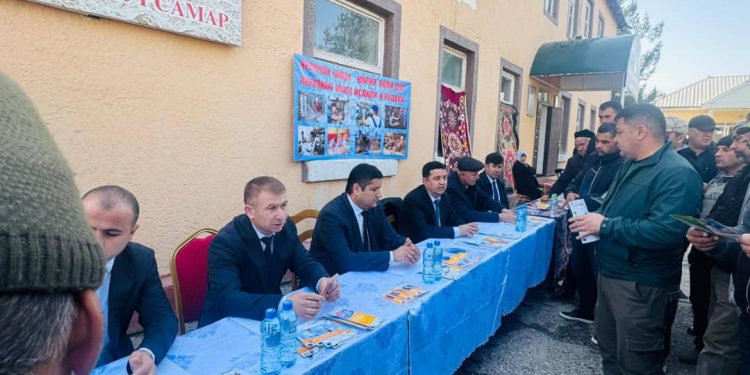 Баргузории якрмаркаи ҷойҳои кории холӣ дар ноҳияи Рӯдакӣ