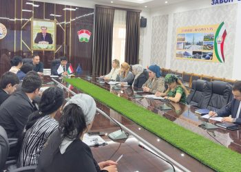 Информационная сессия по вопросам ВИЧ для сотрудников Миграционной службы