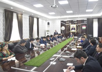 Машғулияти идоравӣ дар Хадамоти муҳоҷират