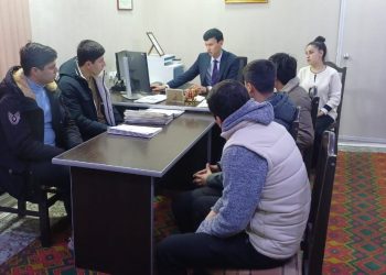 Вохӯрии судманд бо муҳоҷирони ба ватан бозгашта