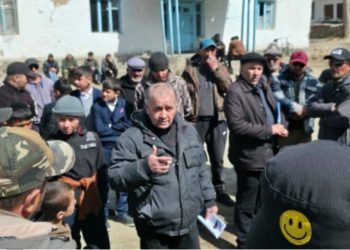 Вохӯрӣ бо сокинони Ҷамоати деҳоти Андароби ноҳияи Ишкошим