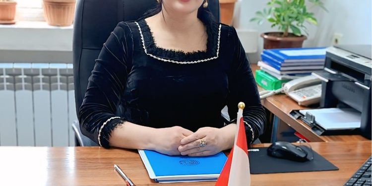 Либоси миллӣ як рукни фарҳанги миллати тоҷикон аст