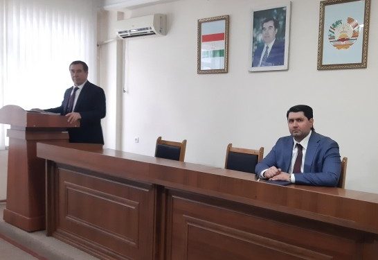 Плодотворная встреча с сотрудниками центрального аппарата управления Миграционной службы в Согдийской области