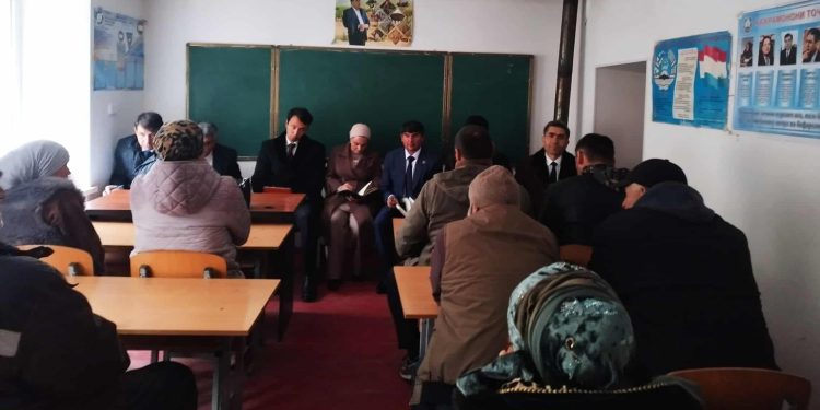 Плодотворные беседы и встречи с жителями Ванджского района