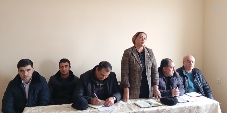 Вохӯрии саривақтӣ бо сокинони ноҳияи Зафаробод