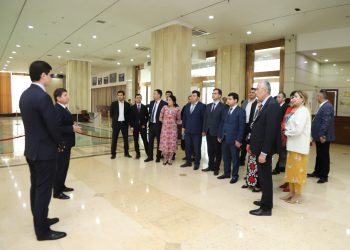 Сотрудники Миграционной службы посетили «Национальный музей»