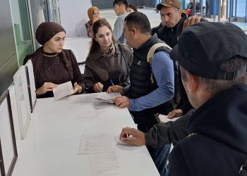 Встречи и беседы с возвращающимися трудовыми мигрантами в “Международном аэропорту города Душанбе”