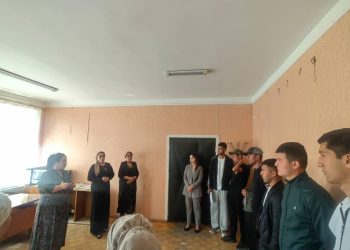 Вохӯрии судманд дар байни ҷавонони Ҷамоати шаҳраки Шайдон