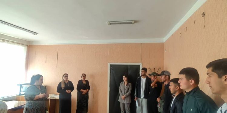 Вохӯрии судманд дар байни ҷавонони Ҷамоати шаҳраки Шайдон