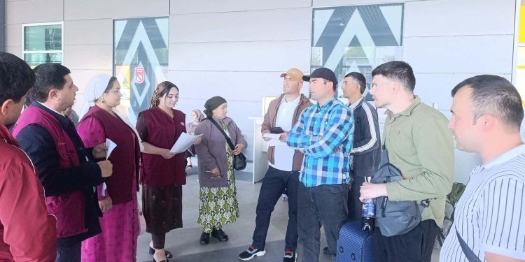 Продолжение разъяснительной работы в «Международном аэропорту города Душанбе»
