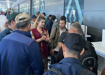 Гузаронидани корҳои фаҳмондадиҳӣ дар байни муҳоҷирони меҳнатӣ дар “Фурудгоҳи байналмилалии шаҳри Душанбе”