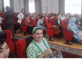 Встреча с женщинами активистами в городе Худжанде