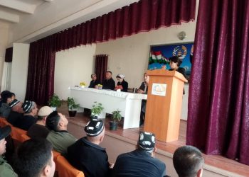 Встреча с жителями сельского джамоата Кулканд города Исфара