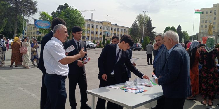 Проведение ярмарки свободных вакансий в городе Куляб