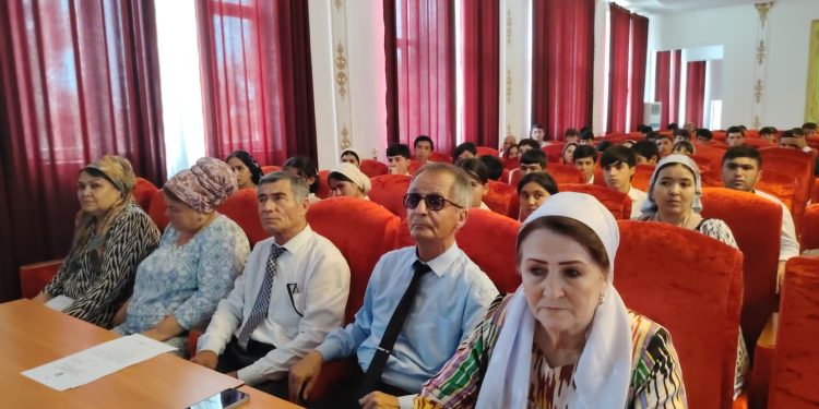 Плодотворная встреча с преподавателями и учащимся профессионального Лицея города Леваканта