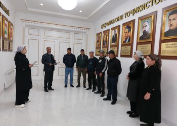 Своевременная встреча с сотрудниками сельского джамоата Лоик Шерали