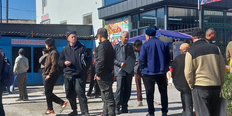 Проведение разъяснительной работы с жителями города Панджакента