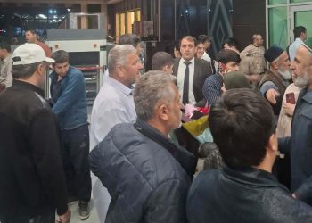 Вохӯрии судманд бо муҳоҷирони ба ватан бозгашта ва аъзои оилаи онҳо