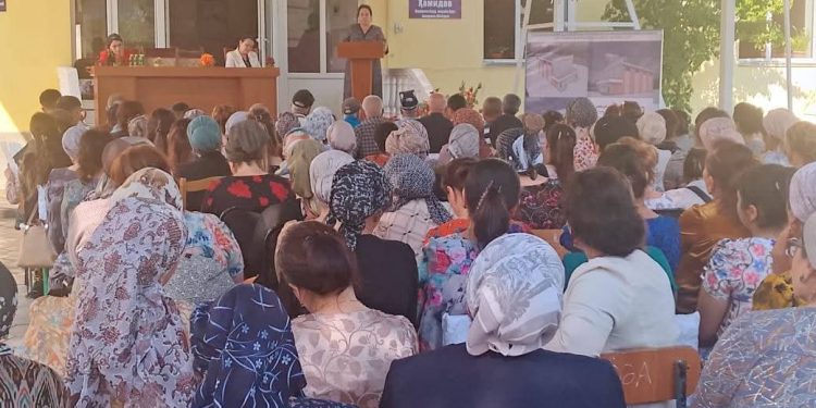 Разъяснительная работа среди семей трудовых мигрантов городка  Шайдон Аштского района