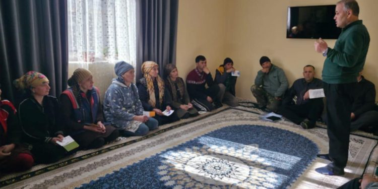 Идомаи баргузории мулоқоту вохӯриҳо бо сокинони Ҷамоати деҳоти ба номи Ғарибшо Шаҳбозови ноҳияи Шуғнон