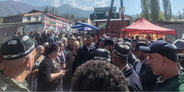 Своевременная встреча с жителями сельского джамоата Понгоз Аштского района