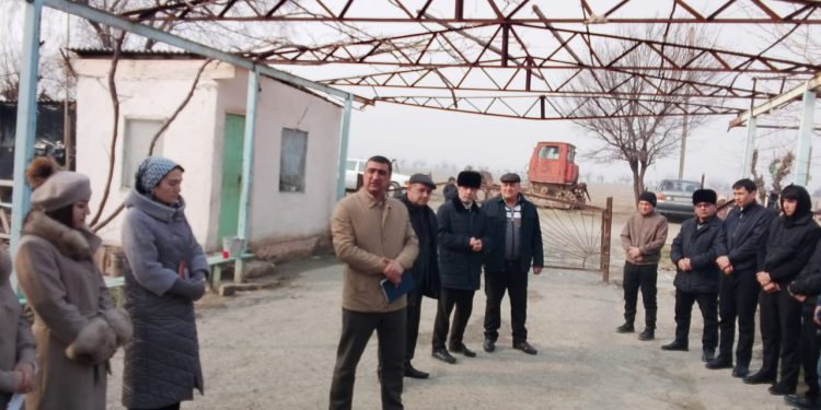 Вохӯрии саривақтӣ бо сокинони ноҳияи Ҷаббор Расулов