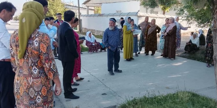 Плодотворная встреча с жителями Дангаринского района