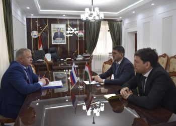 Санкт-Петербург дар соҳаи муҳоҷирати меҳнатӣ ҳамкорӣ барқарор мекунад