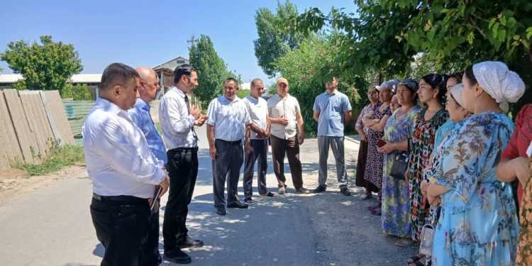 Корҳои фаҳмондадиҳӣ бо сокинони  ноҳияи Ҷаббор Расулов