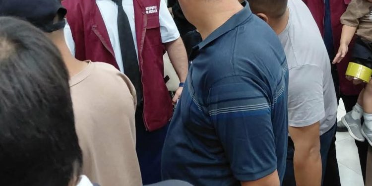 Плодотворная встреча с гражданами в “Международном аэропорту города Душанбе”