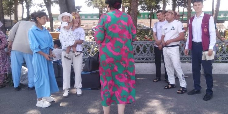 Продолжение разъяснительной работы на “Железнодорожном вокзале Худжанд”