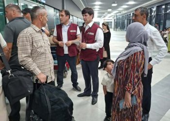 Очередная встреча с гражданами в «Международном аэропорту города Душанбе»