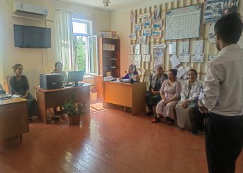 Плодотворная встреча с родителями трудовых мигрантов в районе Ашт
