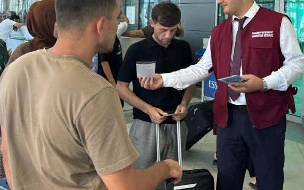 Плодотворная встреча с гражданами – трудовыми мигрантами в «Международном аэропорту города Душанбе»