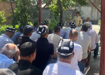 Встреча с жителями сельского джамоата Чилгази города Исфары