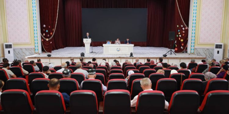 Вохӯрии навбатӣ бо сокинони ноҳияҳои Ҷ. Балхӣ ва Дӯстӣ