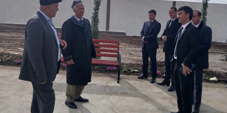 Вохӯрӣ бо шаҳрвандони бозгашта дар Ҷамоати деҳоти Сафобахши ноҳияи Балҷувон