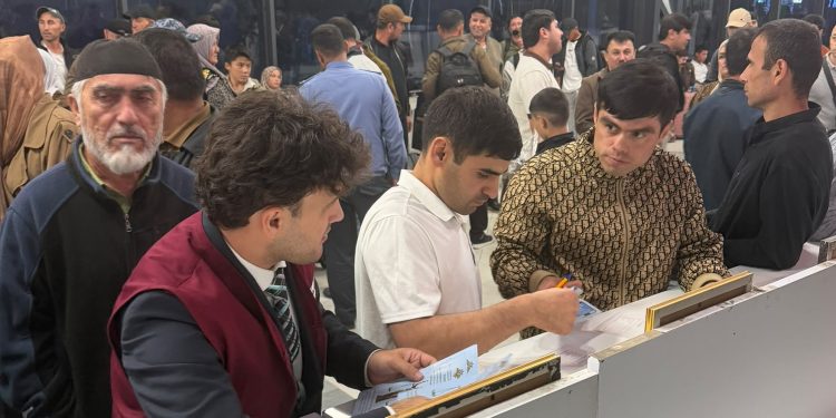 Пурзӯр намудани корҳои фаҳмондадиҳӣ дар “Фурудгоҳи байналмилалии шаҳри Душанбе”