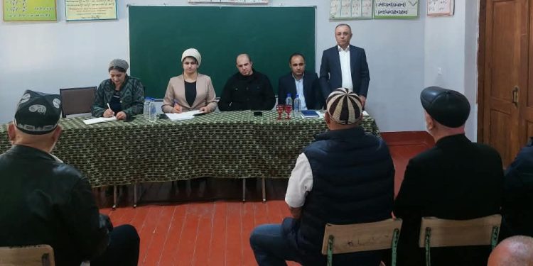 Вохӯрии навбатӣ бо сокинони Ҷамоати деҳоти Палдораки ноҳияи Мастчоҳ