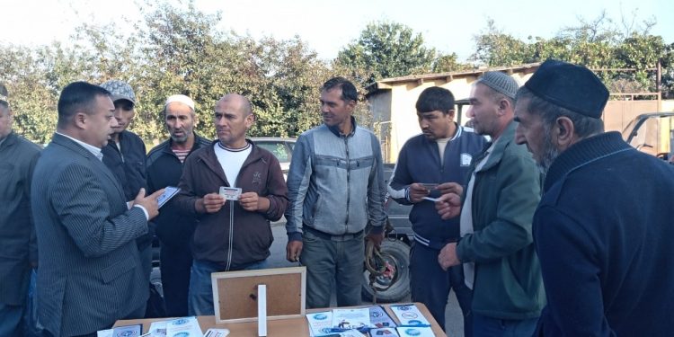 Мулоқоти судманд бо сокинони ноҳияи Шаҳринав
