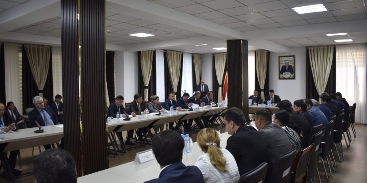 Маҷлиси ҷамъбастии натиҷаҳои фаъолияти Хадамоти муҳоҷират